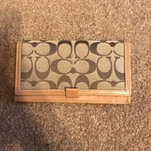 Coach wallet